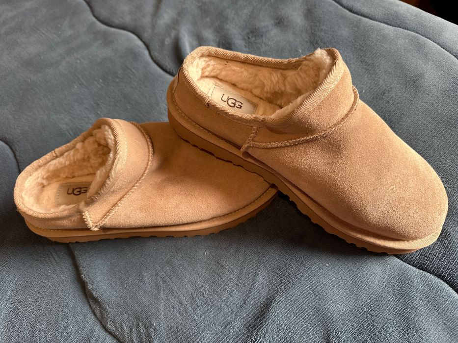 UGG обувки с отворена пета. Нови