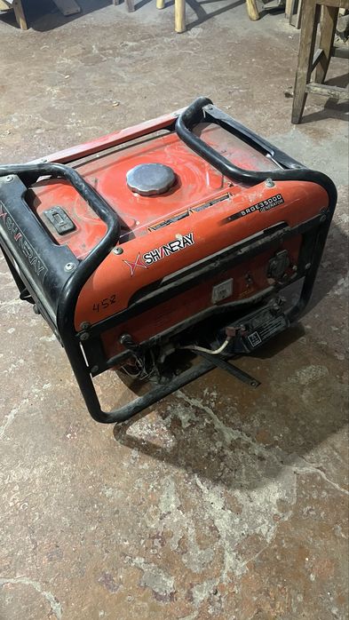 Продам бензиновый генератор SHINERAY на 3,500кв