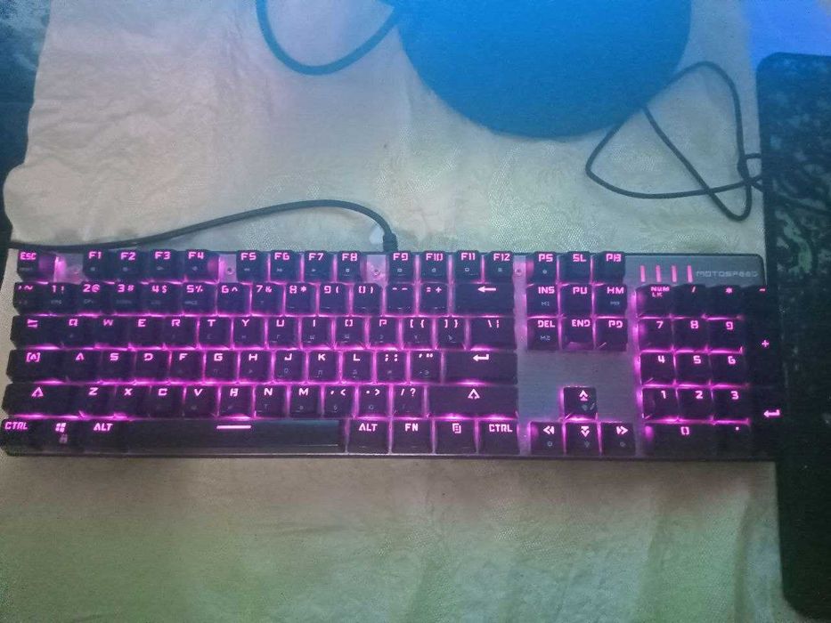 Domashniy kompyuter sotiladi