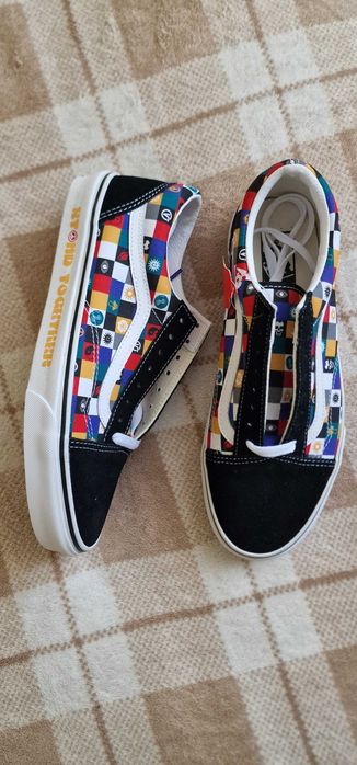 Vans 41 номер кецове