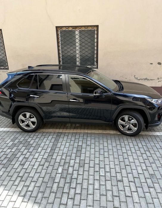 Toyota RAV4 2.0 benxina 4x4 camera 360