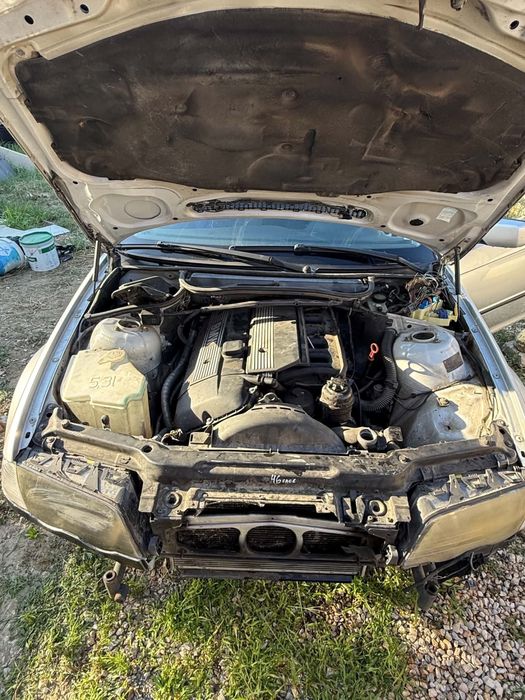 BMW E46 320I M52B20ту 2.0 бензин