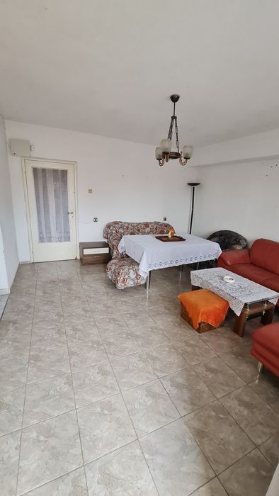 Продава се Къща в Гълъбово - 200 кв.м за 190 €/кв.м - Снимка #2