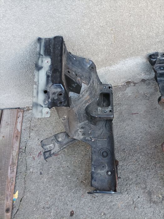 Lonjeron lonjeroane cu semiaripa  Volkswagen Passat B6 2005- 2010