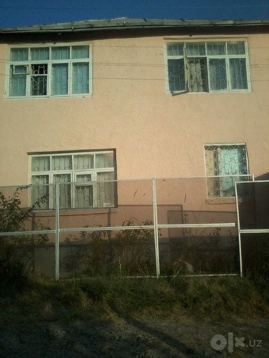 Продаю Бизнес Гостевой дом 250 кв.м. 10 соток в Халкабаде Янгиюльский.