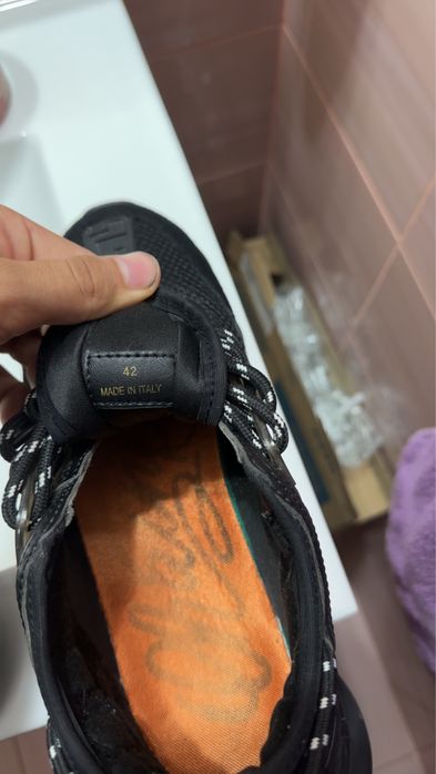 Versace Chain Reaction