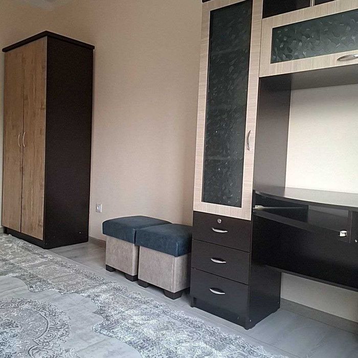 Сдаётся просторная 3-х комнатная квартира на 1-ом этаже в новостройке