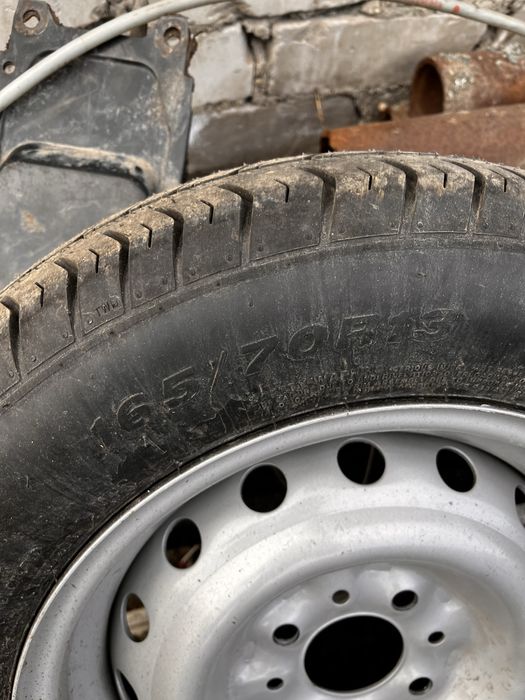 два колеса новые! 165х70х13