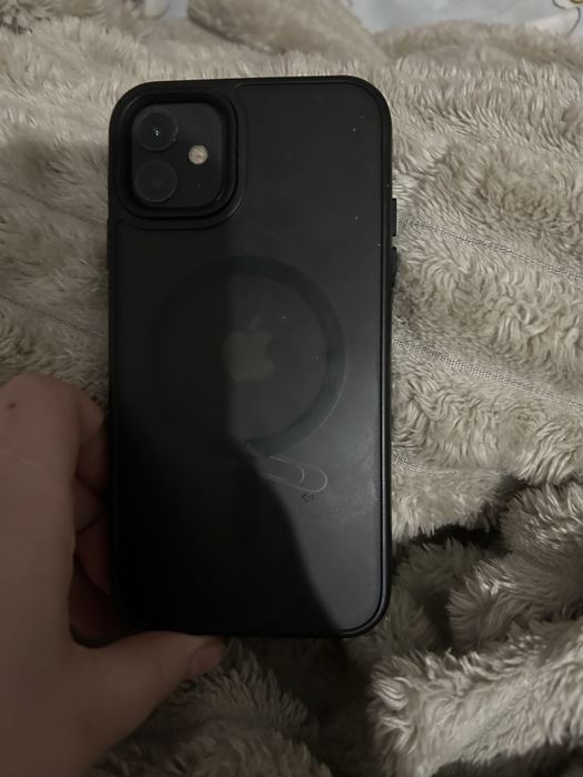 Айфон 11 на 64 гб в черном цвете