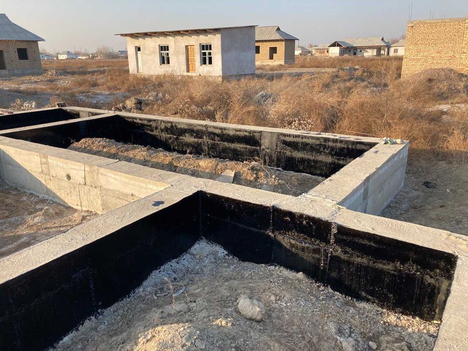 Недостроенный участок