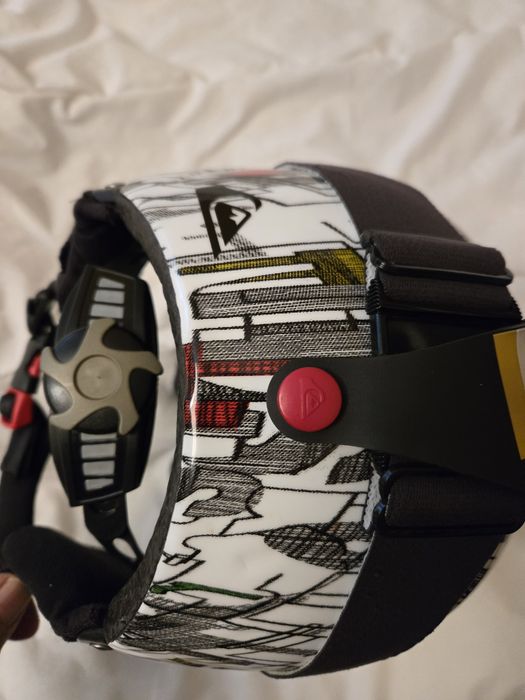 Каска за ски които си говорим детска или женска 56 см