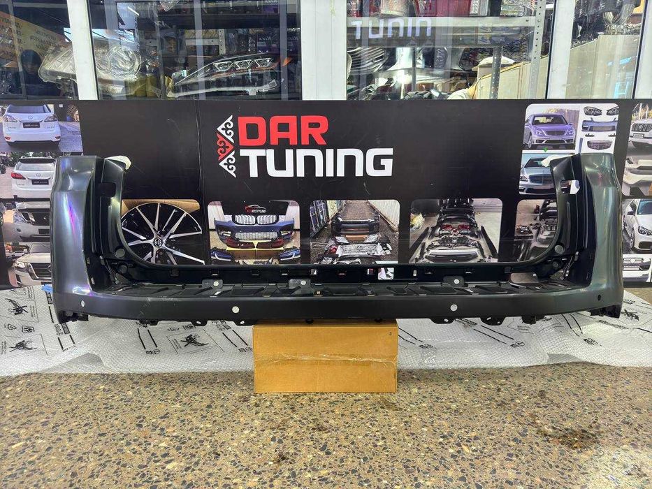 Оригинал Бампер задний Toyota Land Cruiser 300