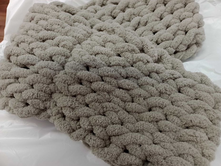 Нов шал - яка за зимата