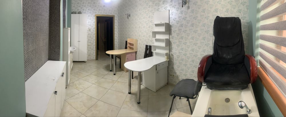 Кабинеты в салоне