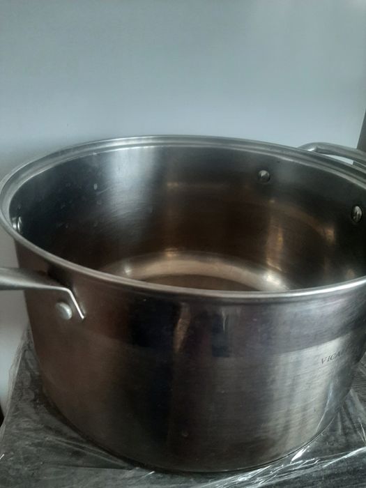 Кастрюли нержавеющая сталь