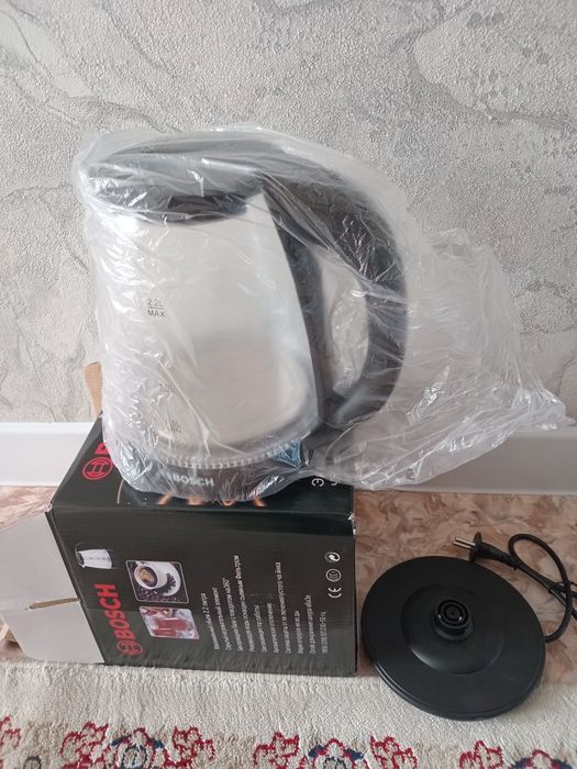 Чайник. Бош. Новый