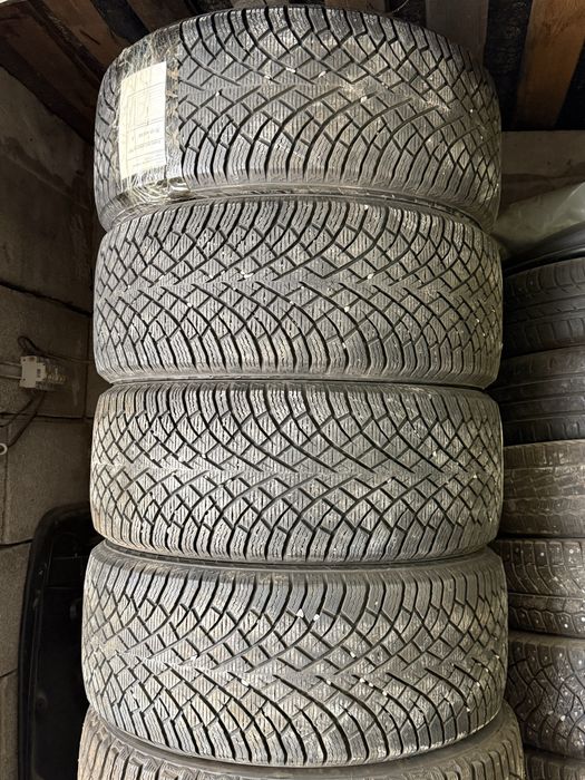 Зимние шины Nokian Hakkapeliitta R5 SUV 265/50 R19 липучка