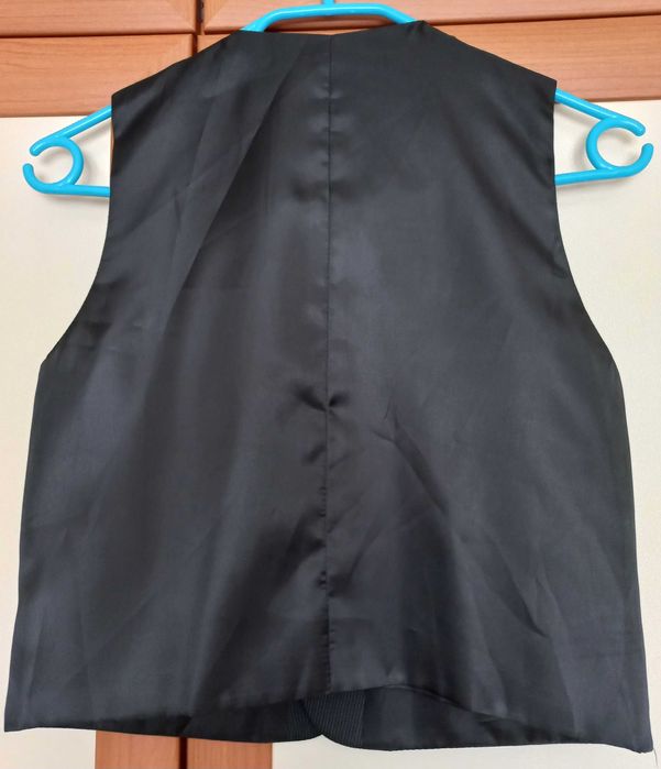 Детски официален костюм 146см.