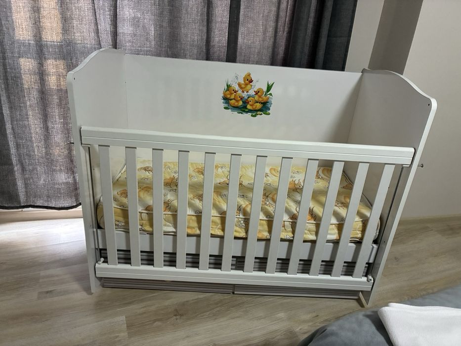 Дървена детска кошара