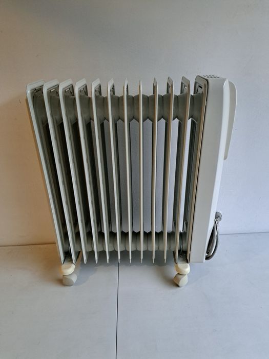 Маслен радиатор Delongi