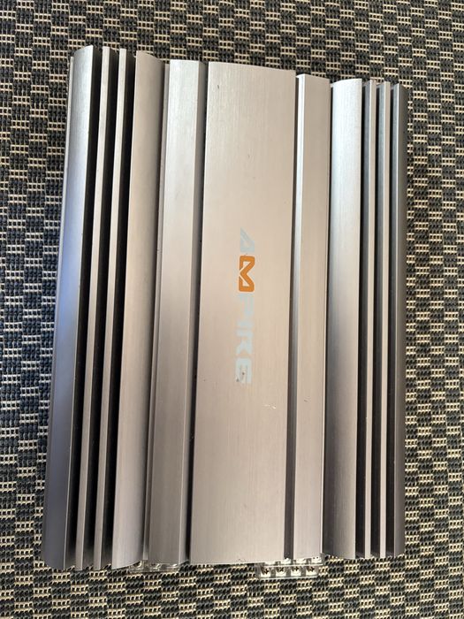 Amplificator AMPIRE M85.4 + subwoofer Alpine