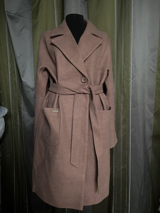 Продам новое пальто