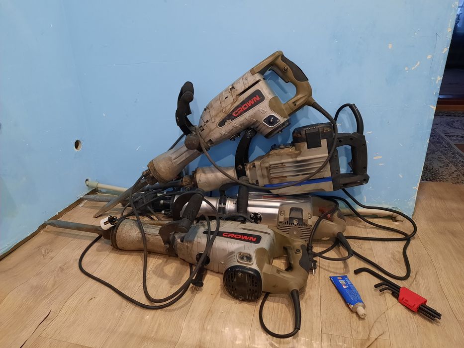 Отбойный молоток отбойник