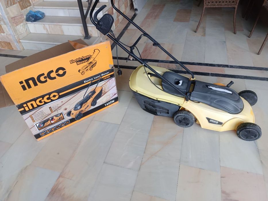 Срочно! Газонокосилка