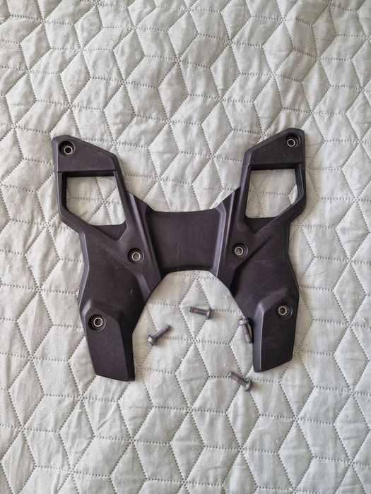 Рамка за горен куфар на BMW S1000XR