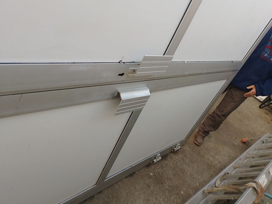 Poartă din aluminiu