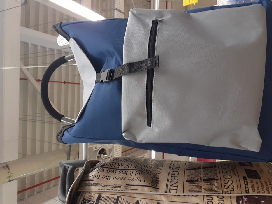 Количка за покупки с чанта