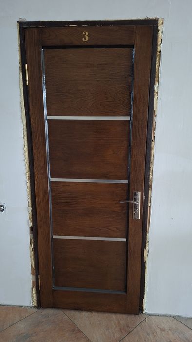 Эшиклар тез ва арзон сотилади. Холати яхши