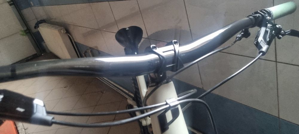 Ghidon carbon bontrager line pro 35 ,pedalier carbon truvativ