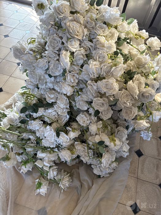Oformleniya sotiladi afarmleniya decor gullar dekor sunniy dekoratsiya