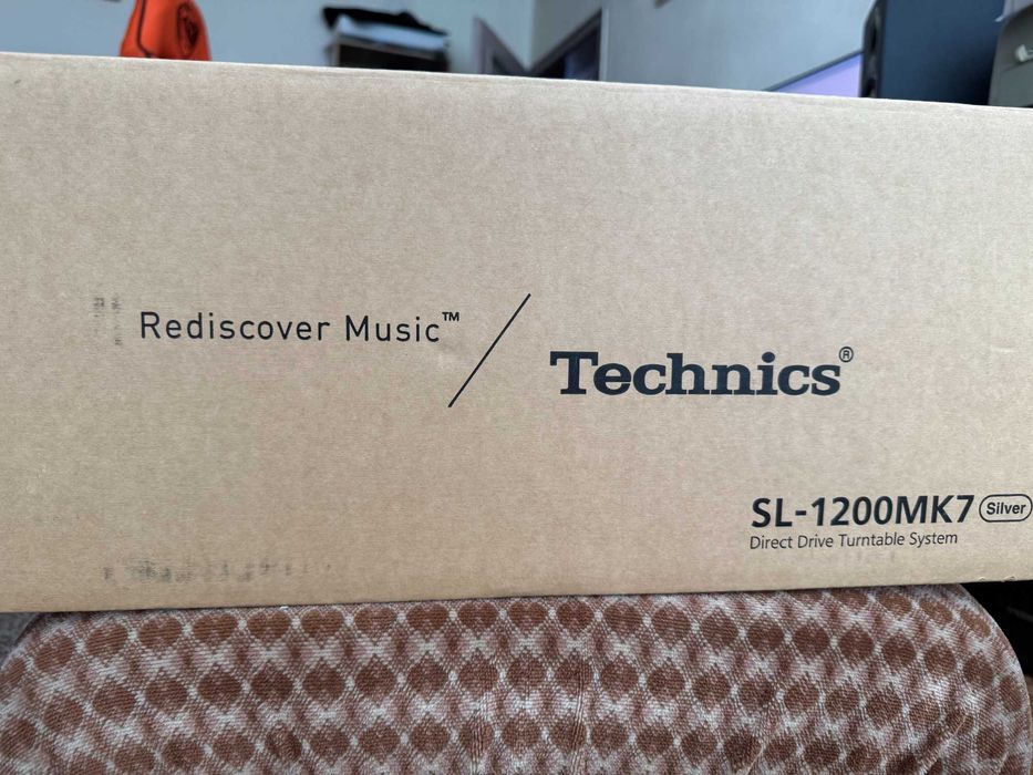 Technics SL-1200MK7