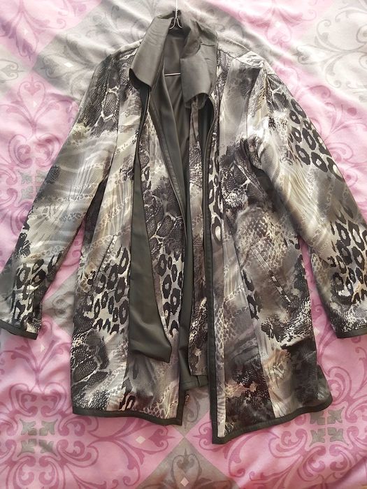 Дамско кожено яке