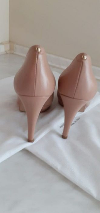 Модельные туфли "Minelli" (лодочки), Иcпания.