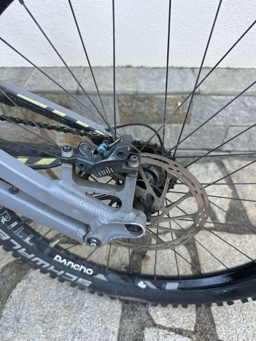 Продавам Canyon torque