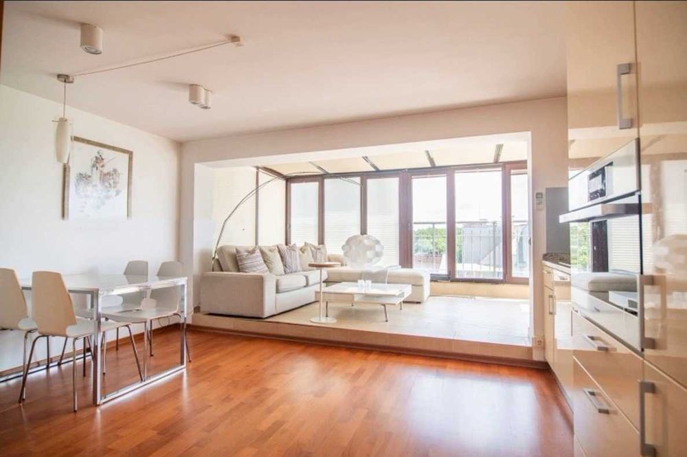 Продаваме Тристаен Апартамент В Драгалевци