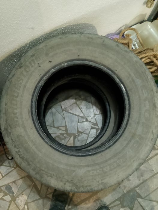 Продам резину 285/65r17