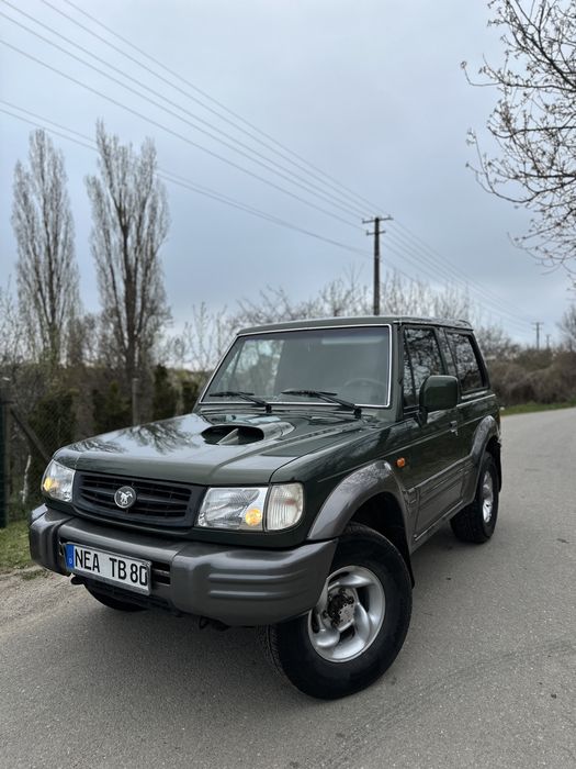 Hyundai Galloper/Mitsubishi Pajero 2.5TDI, 4x4  nu terrano vitara patrol