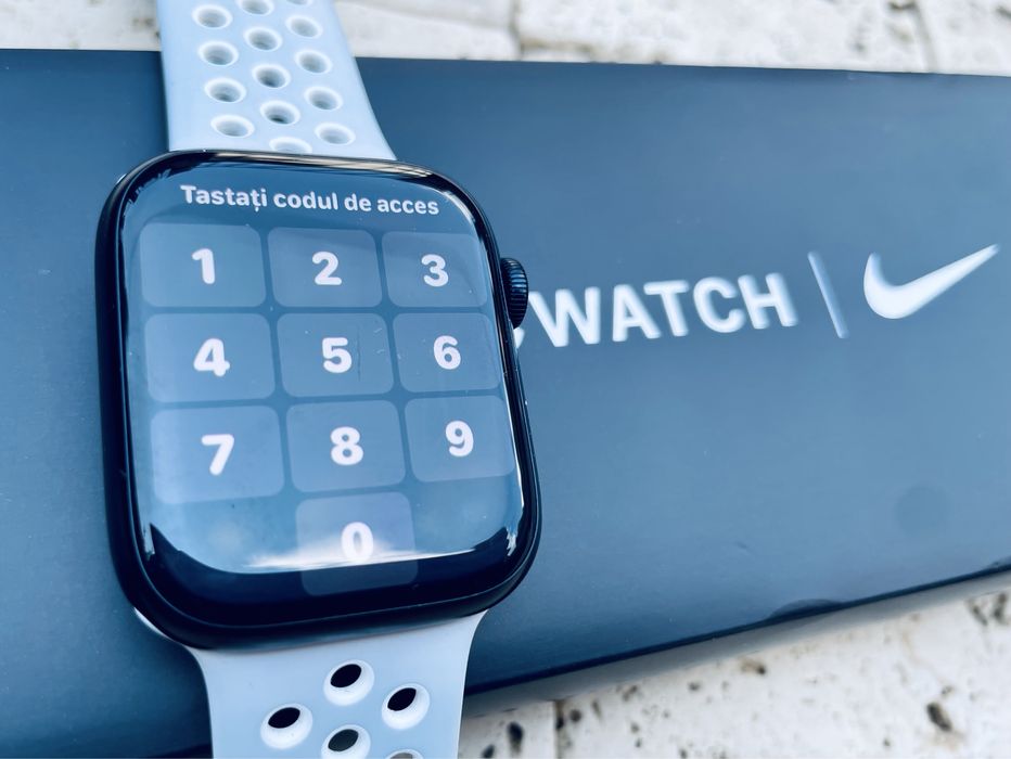 Apple Watch Nike seria 7 45 mm