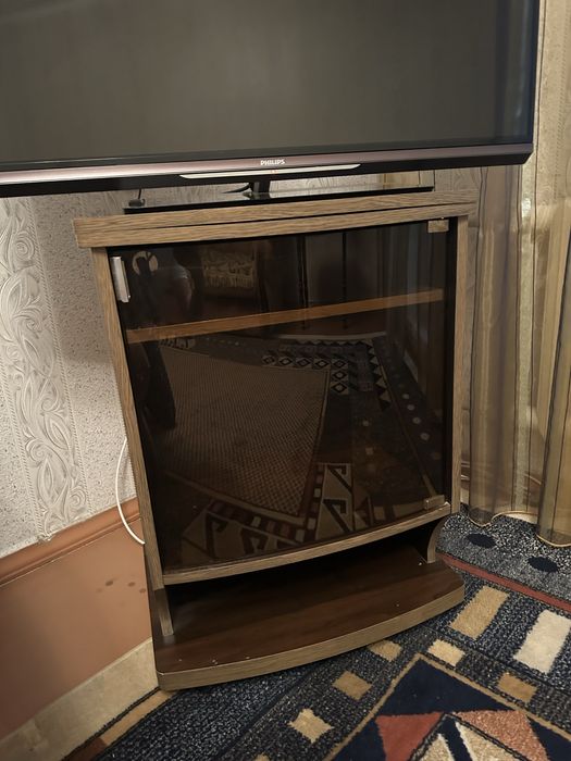 Тумбочка под телевизор