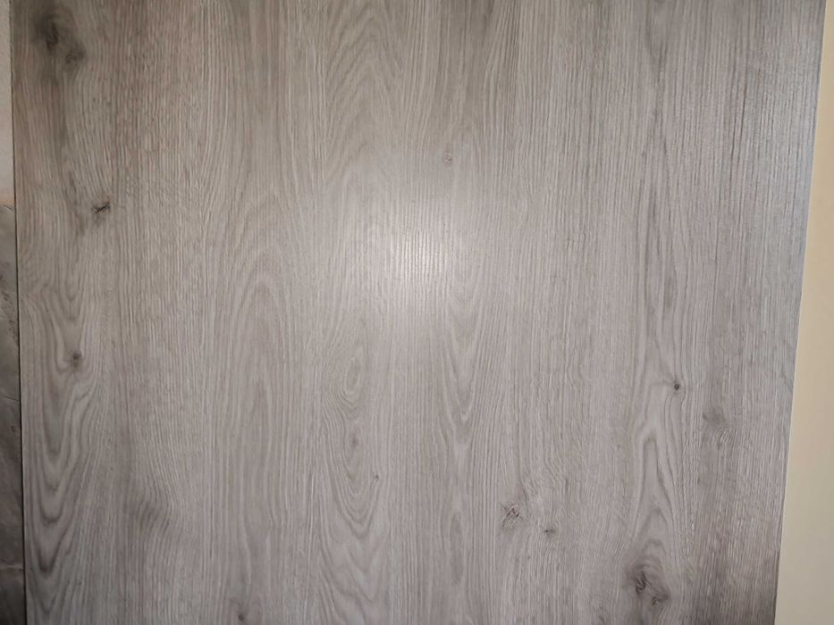 Vând ușa lemn culisantă