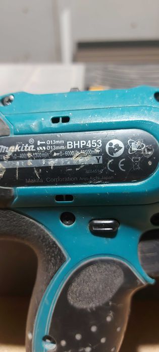 Ударен винтоверт Макита и зарядно