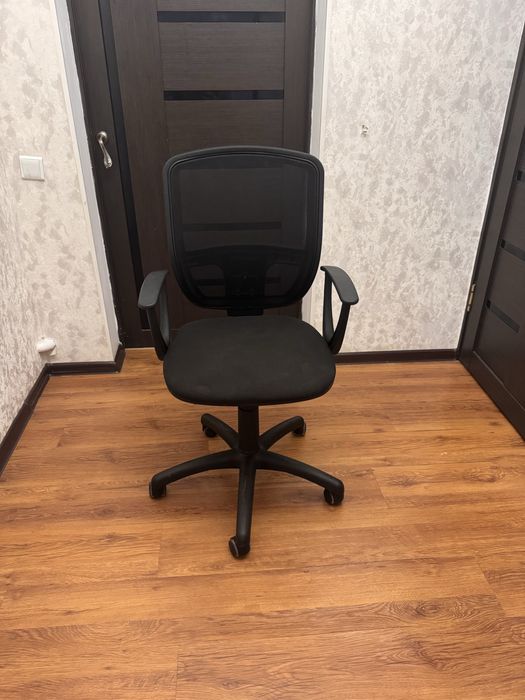 Офисные кресла бу