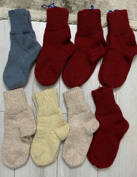 Вязаные носочки теплые