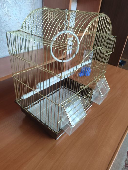 Клетка для попугая.