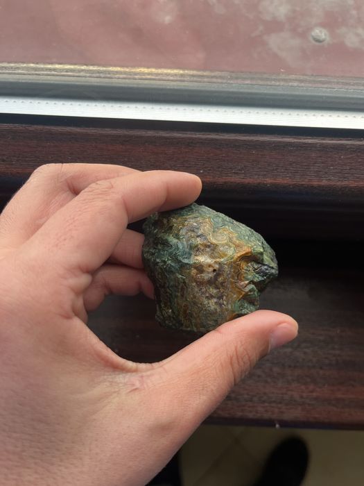 Орфеев ахат естествен