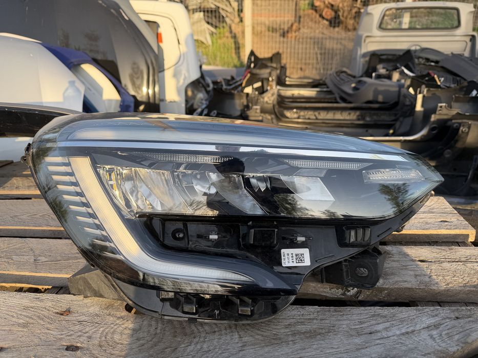 Фар Renault Clio 5 Full led 2019 год.-